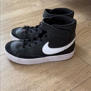Nike Kids Black Blazer Kids 1.5Y
